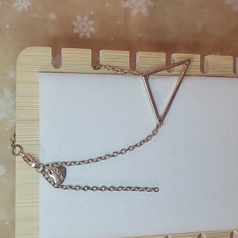 Elegant Silver Charm Bracelet with Delicate Engravings